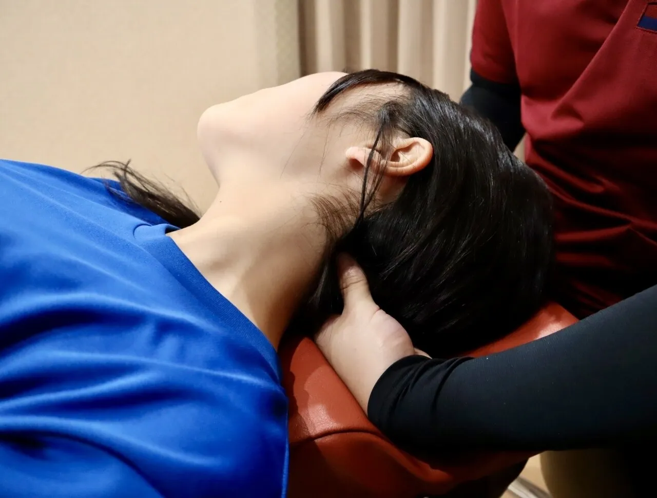 首肩コリにアプローチ